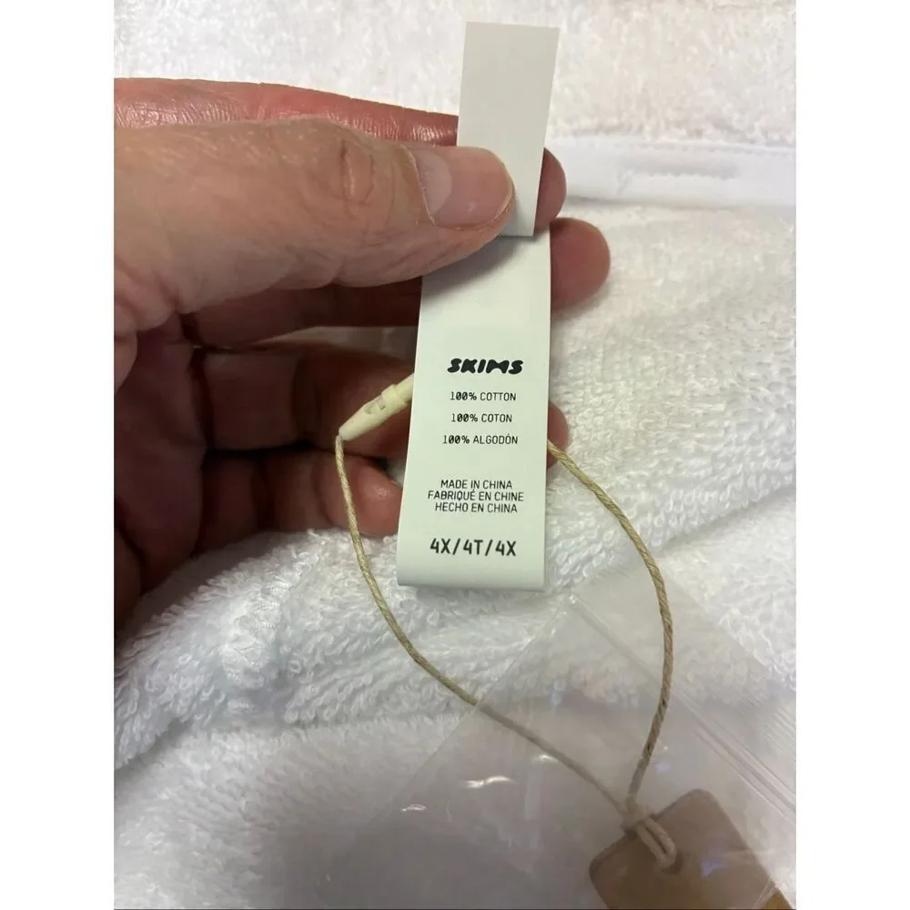 SKIMS NWT Swim Terry Cover Up Short Short in Snow Size